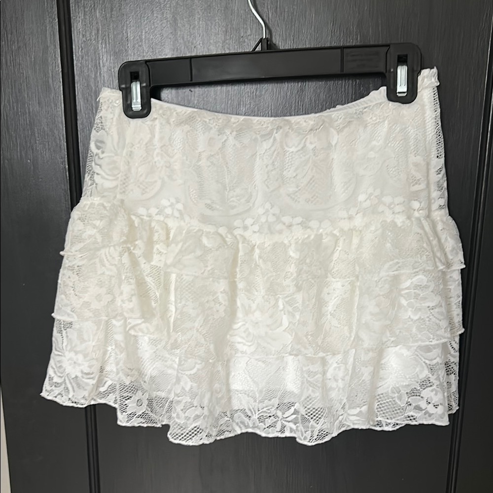 SHEIN Cream Bubble Mini Skirt with Ruffled Tiered Design